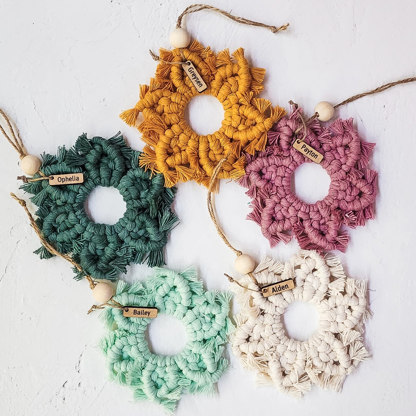 Personalized gift tag - add names & color in cart notes