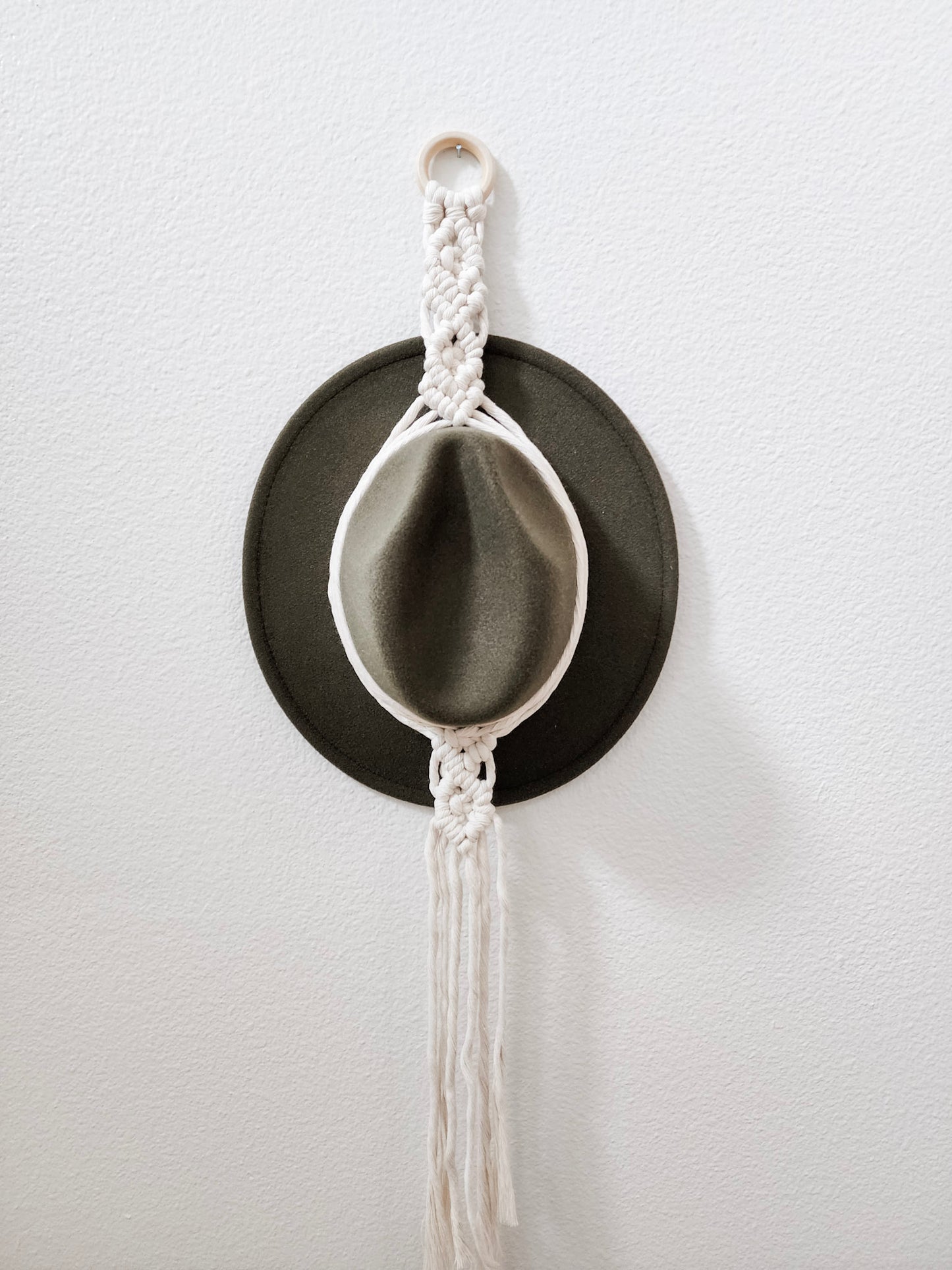 Macrame Hat Hanger - Single